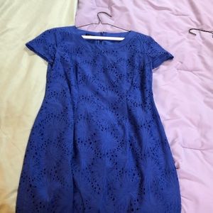 Talbots size 2 blue lace lined dress cotton.  Perfect fit and lays at knees.